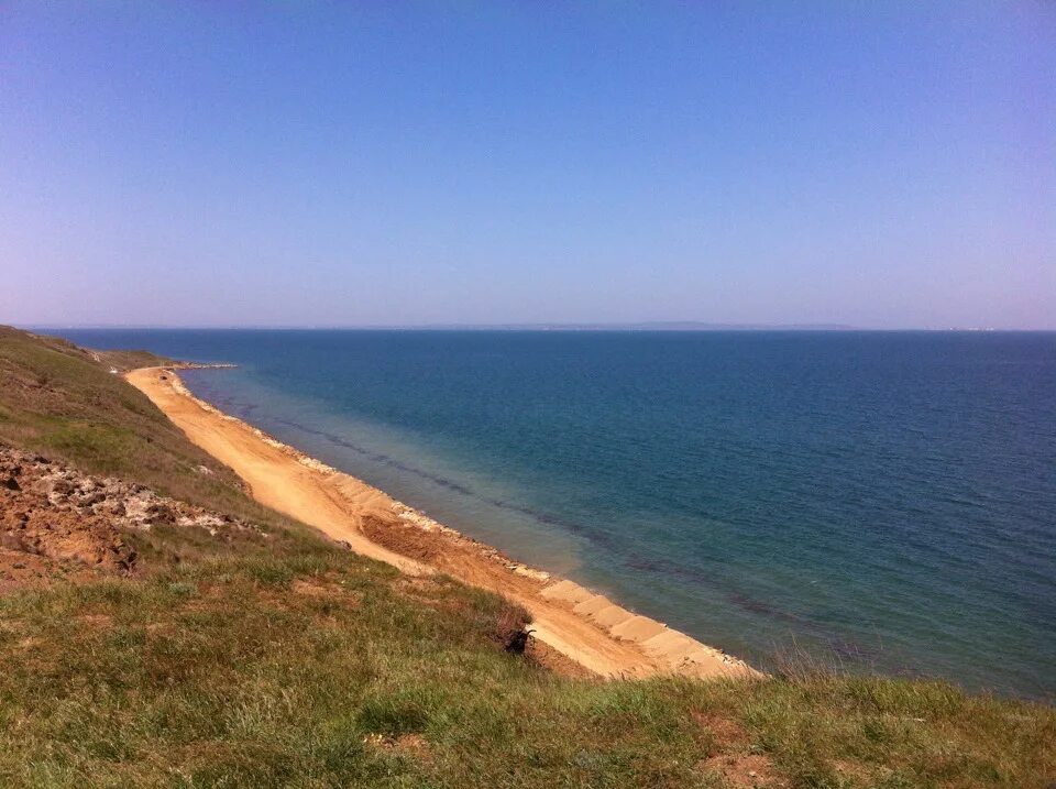 Погода в тамани на месяц. Краснодарский край Таманский край. Поселок Тамань Краснодарский край. Поселок волна Таманский полуостров. Поселок волна Тамань.