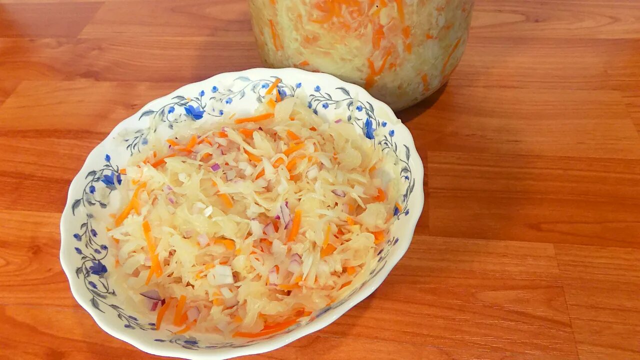 Рецепт квашеной капусты на зиму в рассоле. Рецепт квашеной капусты на зиму в рассоле