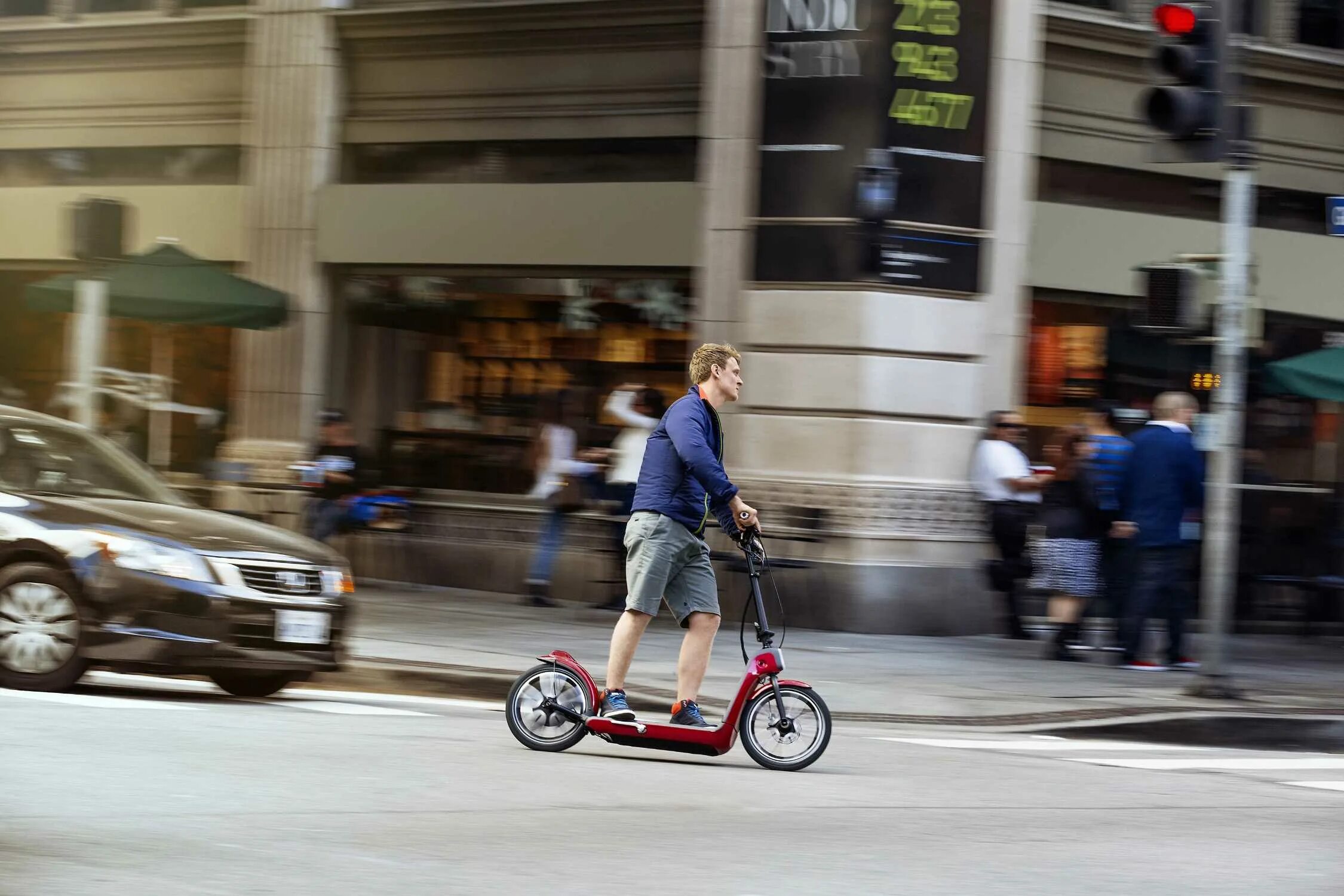 Самокаты транспортное. Mini Citysurfer. Скутер Mini Cityserfer. Электросамакаты на дороге. Самокат на дороге.