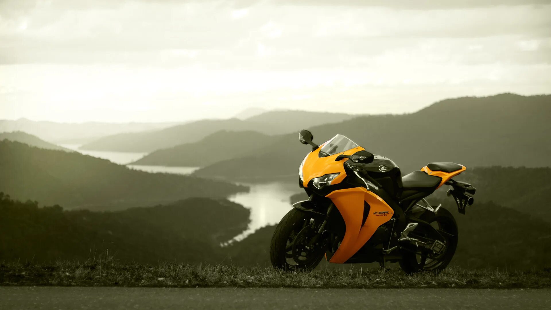 Обои картинки фото yamaha, yzf-r1, red, bike, ямаха, мотоцикл Motorbikes, Motorc