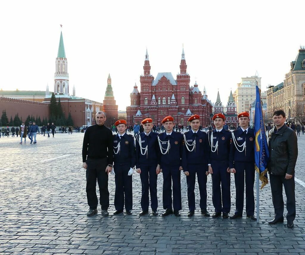 Red square game