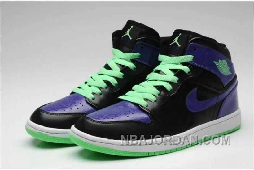 Nike air jordan 1 high pine green. Air jordan 1 mid se dutch green. Джорданы кроссовки зеленый. Nike air jordan 1 high pine green black. Air jordan 1 mid vast grey ghost green.