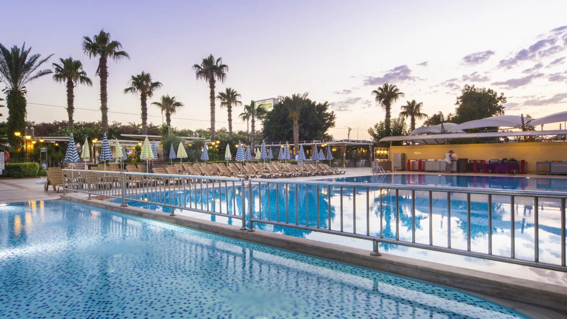 Отель "Beach Club Doganay 5*" Турция, Аланья, Конаклы "Бич Клаб Доганай 5*" отзы