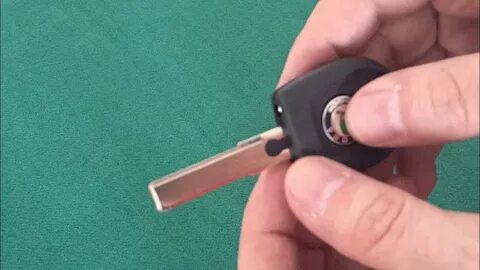 Как открыть шкоду рапид без ключа