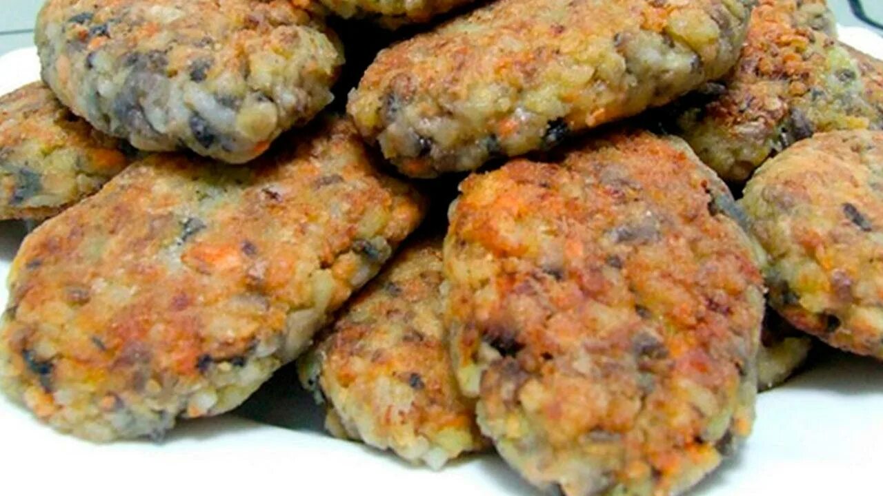Грибные котлеты из замороженных. Грибные котлеты. котлеты из опят. вкуснейшие грибные котлеты. котлеты экономные.