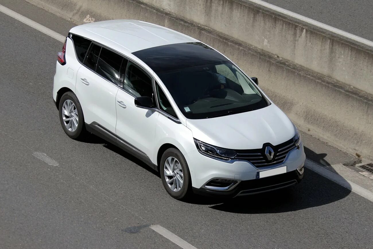 Renault espace 2023. Минивэн рено эспейс 2021. Renault espace 5. Рено эспейс спб. Рено минивэн эспейс отзывы владельцев.