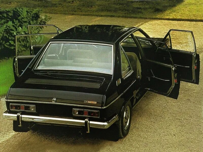 Tatra 613. Tatra t613. tatra 613 1974. машины tatra 613.