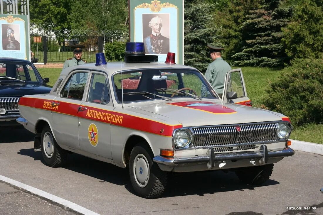 Автомобили беларусь. Волга 31029 ВАИ. ГАЗ-31029 ГАИ милиция. ГАЗ 31029 ВАИ СССР. ГАЗ 31029 милиция СССР.