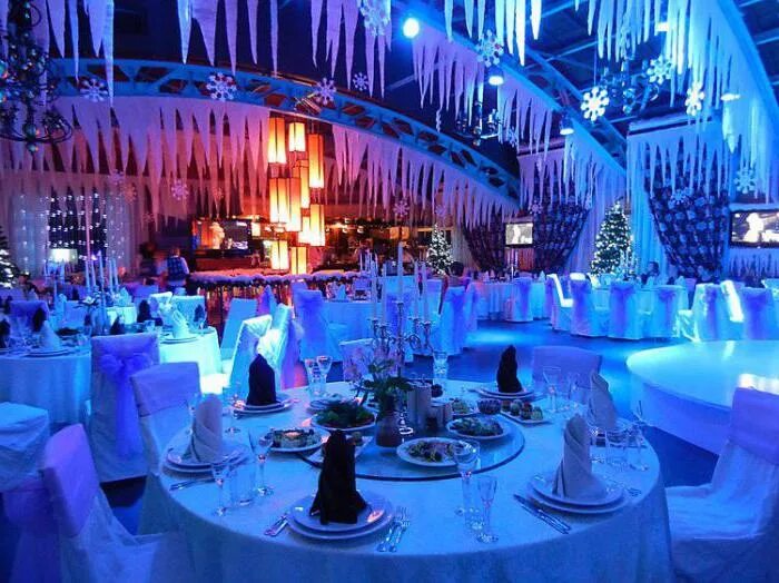 Кафе свеча увельский. Ресторан свечка. Ресторан свечка. Свечи в кафе. Ресторани свечи хрусталь.