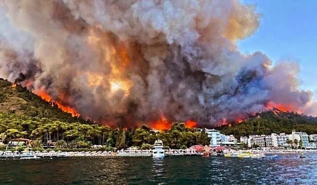 В атмосфере снова сгораю. Пожары в Мармарисе 2021. Пожар в Турции Мармарис 2021. Мармарис Турция пожар. Мармарис пожар 2022.