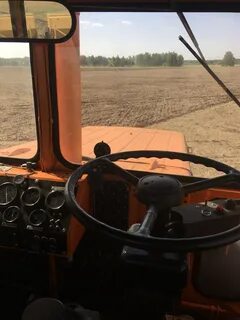 Кабина кировца