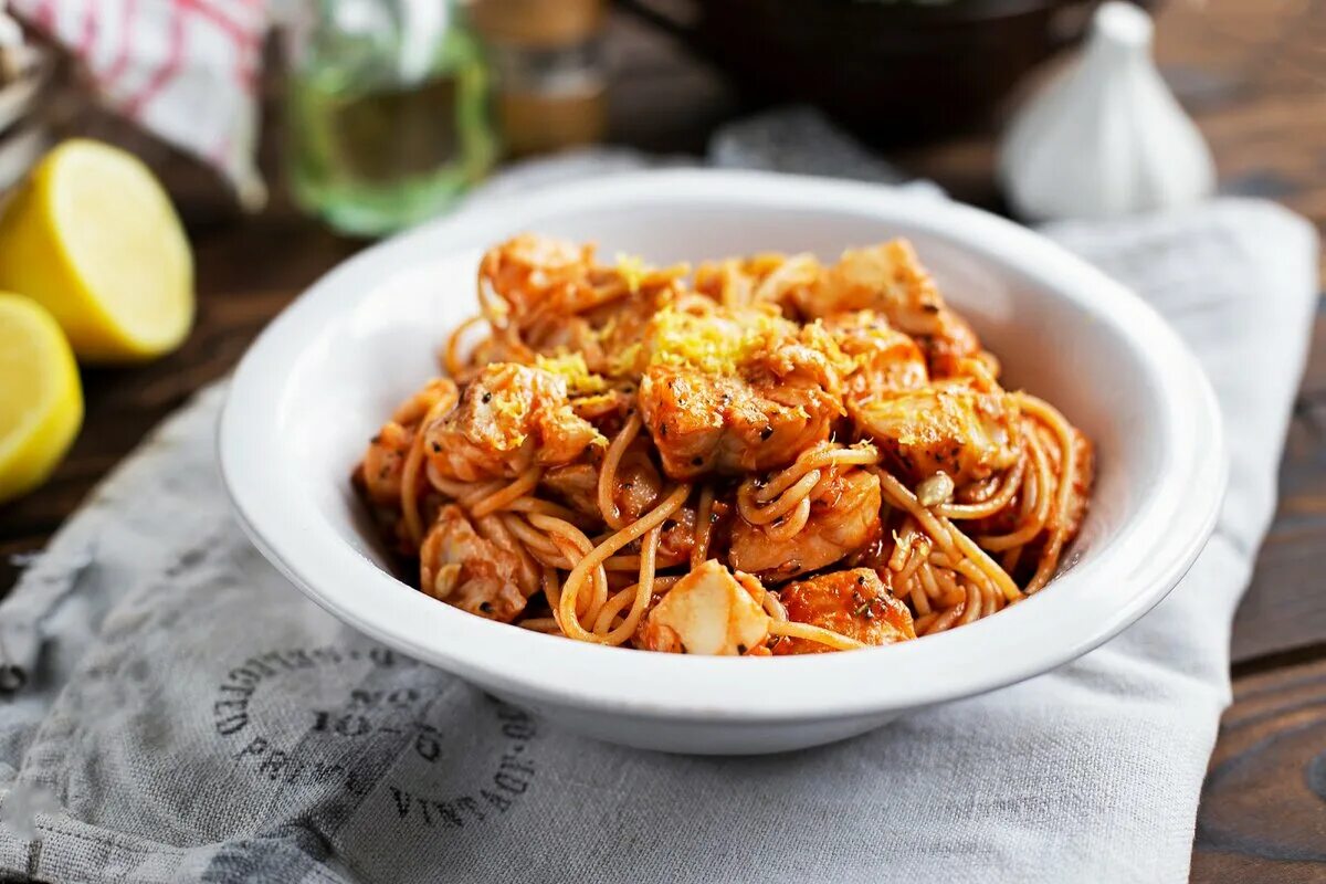 салат с копченой скумбрией. дзен рецепты блюд. ирискина дзен. выпечка с целыми мандаринами. вкусно и просто рецепты дзен.