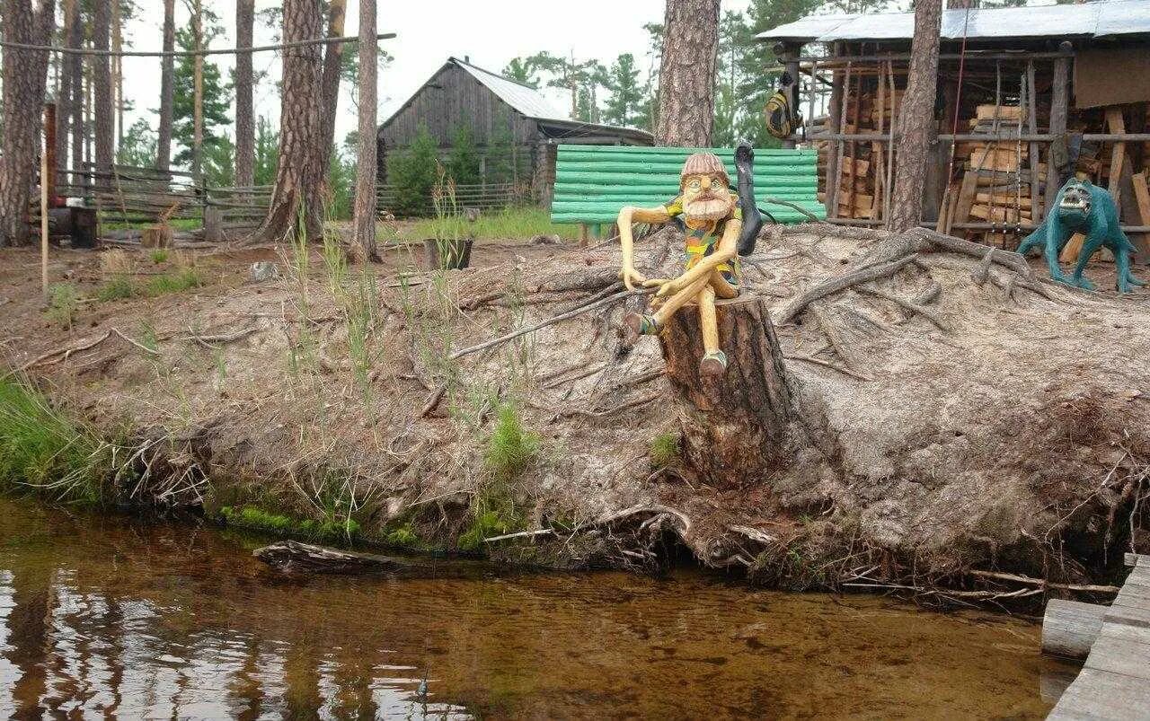 Леший бродит. Пеший леший. Озеро леший. Ведлозеро нло озеро. Кургальский полуостров.