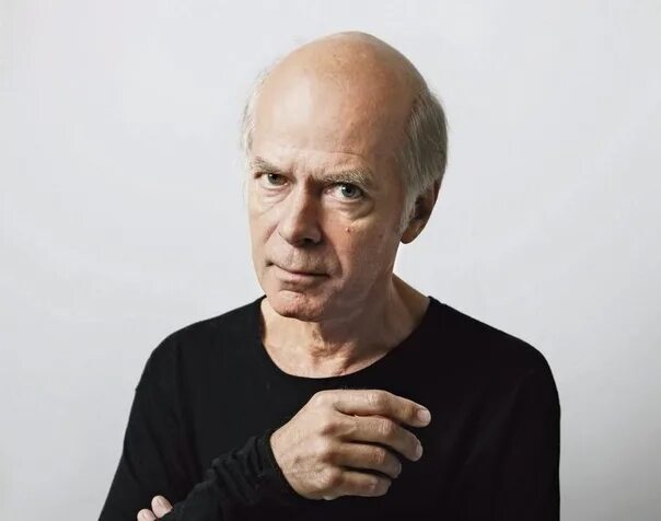 Супружеская любовь паскаль киньяр. Паскаль киньяр l'être du balbutiement. Quignard p. Паскаль киньяр википедия. Паскаль киньяр.