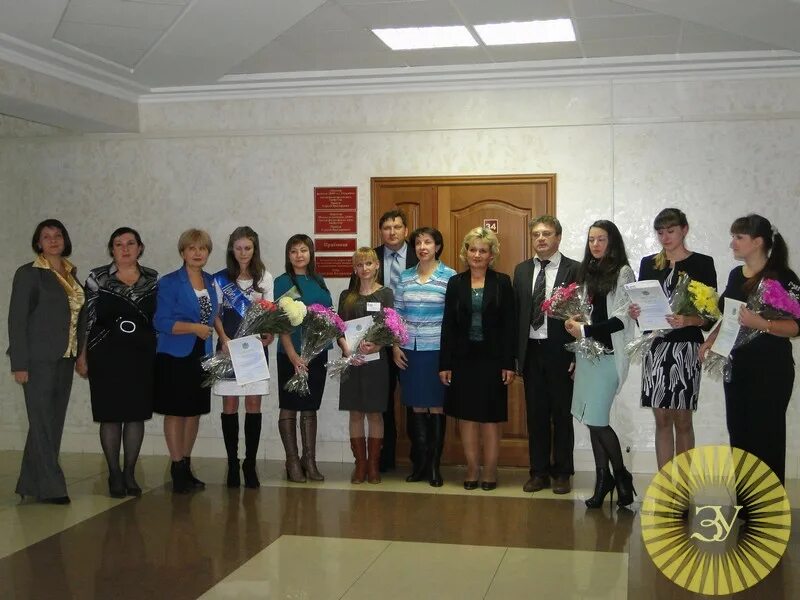 сив учителей приморска. учитель года приморский край 2019. штат школы педагогики уссурийск. педагоги приморский край. учитель года приморского края.