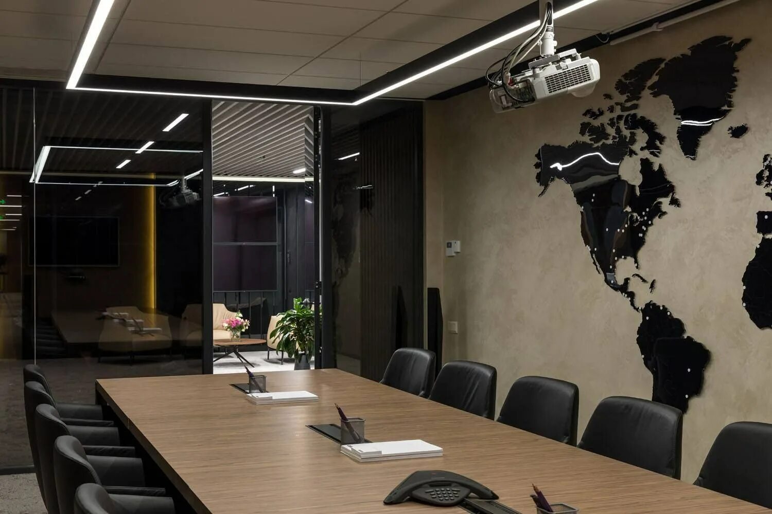 Переговорная комната дизайн. Переговорная зона в офисе. Интерьер офиса Dentons. Переговорная зона в офисе стеклянный. Зоны переговоров