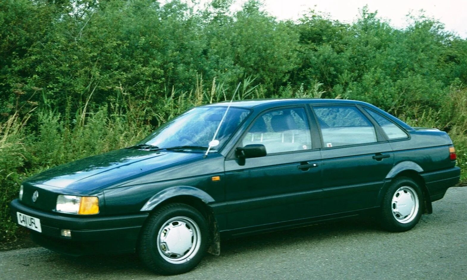 Фольксваген пассат универсал 1990 года. Vw passat b3 1990 седан. Фольксваген б3 1990. Фольксваген б3 1990. Фольксваген б3 1990.