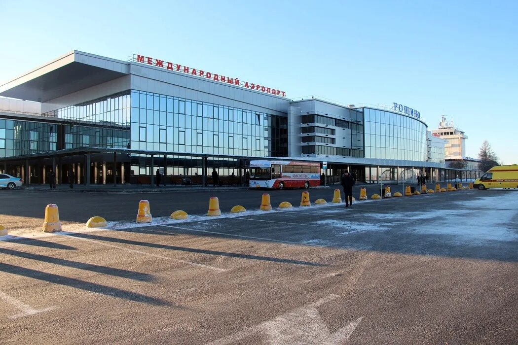 Аэропорт тюмень фото. Аэропорт рощино тюмень. международный аэропорт тюмень (рощино). аэропорт менделеева тюмень. международный аэропорт тюмень имени д. и. менделеева, тюмень.