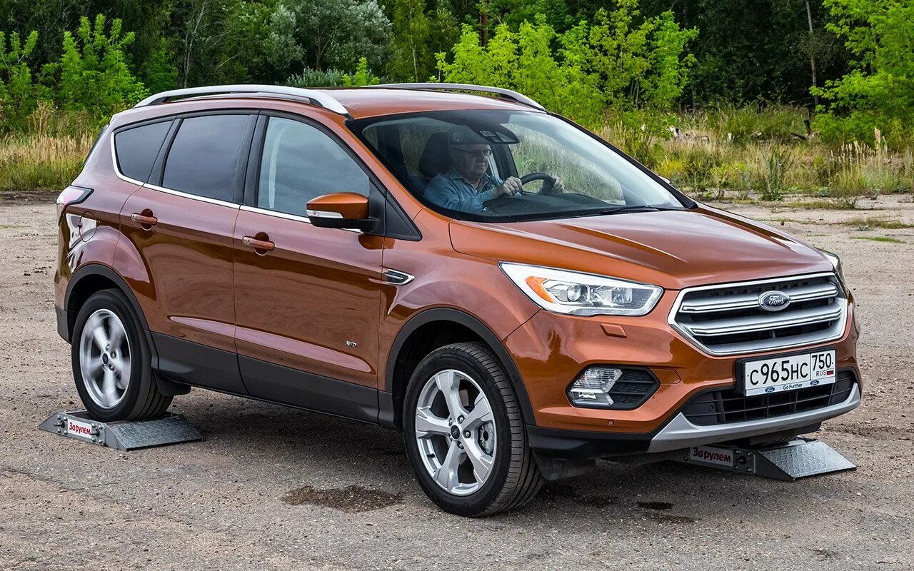 Кроссовер Форд Куга. Форд Куга паркетник. Полный привод Форд Куга 2. Ford Kuga 5.