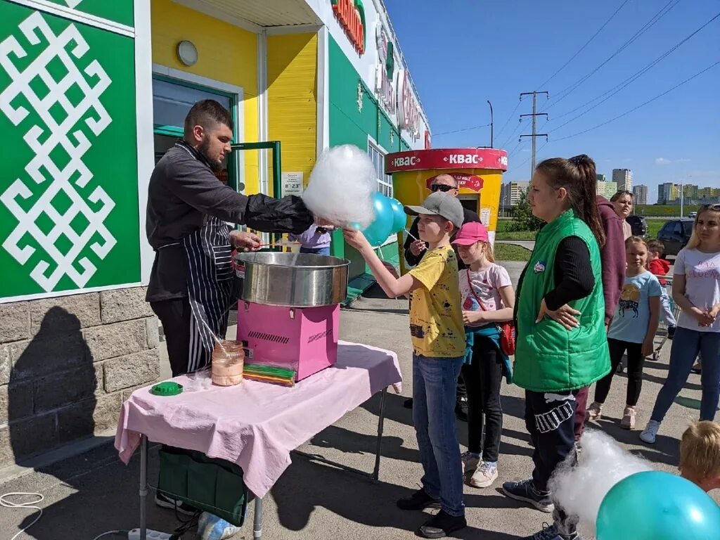 Сабантуй уфа. Яркий стол на Сабантуй. Сабантуй байрам Ташкент. Байрам Авдон.