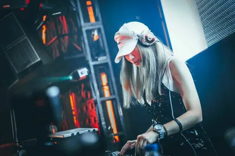 Dj девочки