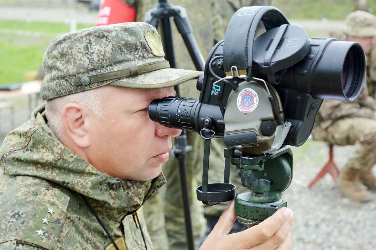 Военные с плохим зрением. Снайпер Украина. Снайпер мобилизация. Снайпер, мобилизация 2022. Фото снайпер, мобилизация 2022.
