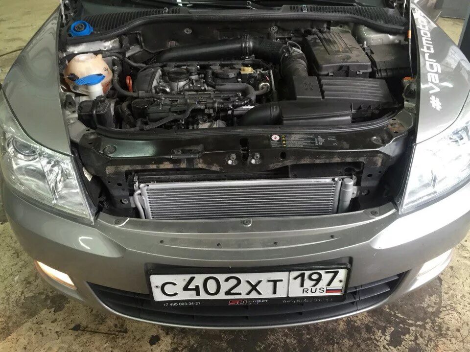 Замена радиатора охлаждения и телевизора - Skoda Rapid (1G), 1,6 л, 2016 года св