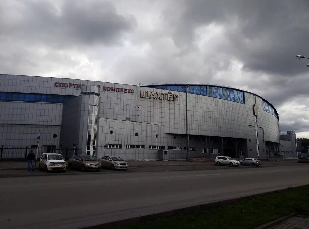 футбол команда шахтер киселевск. день шахтера киселевск 2022 парад. спортивный комплекс шахтер киселевск. киселевск шахтер. стадион шахтер киселевск история.