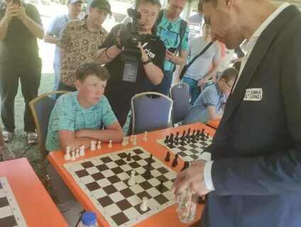 9 чемпион по шахматам