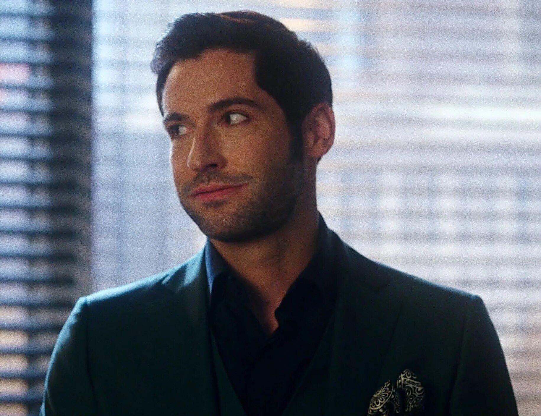 Том эллис люцифер. Том эллис фото. Том эллис tom ellis. Том эллис люцифер. Люцифер морнингстар.