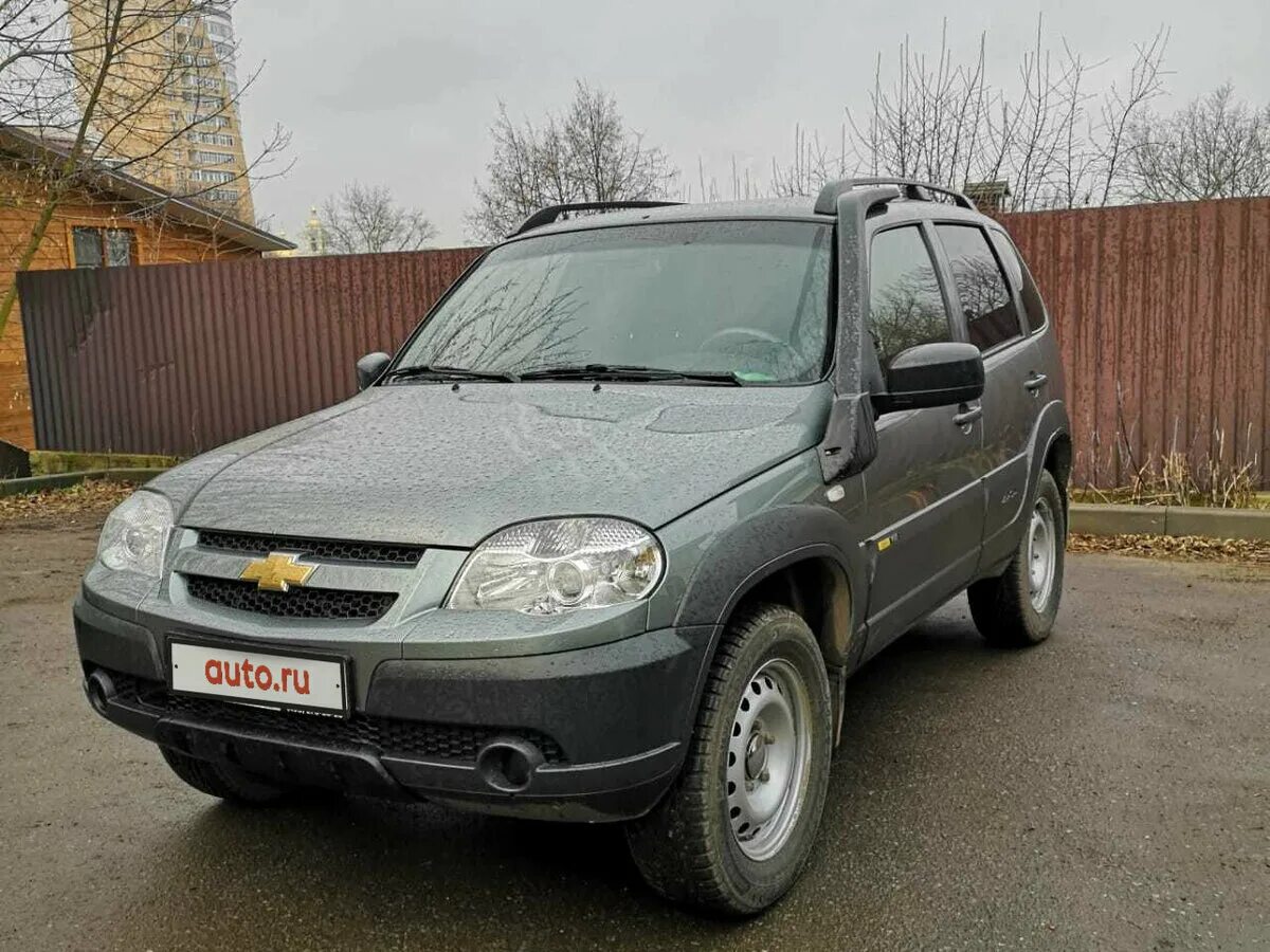 Шевроле Нива 1 Рестайлинг. Нива Шевроле зеленая. Внедорожник Chevrolet Niva 2159 "Леший" (2009 год. Чёрно серая Шевроле Нива. Нива шевроле с пробегом алтайском крае