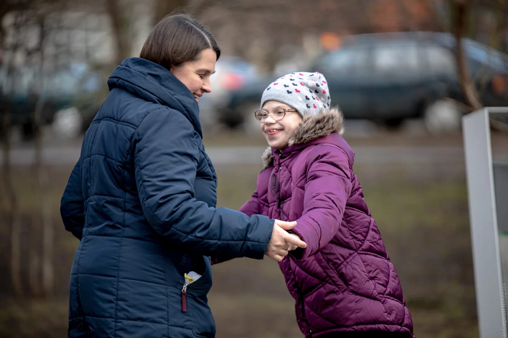 Izmena mom. Поездка на дачу с мамой измена. Мама изменила. Мама изменяет.