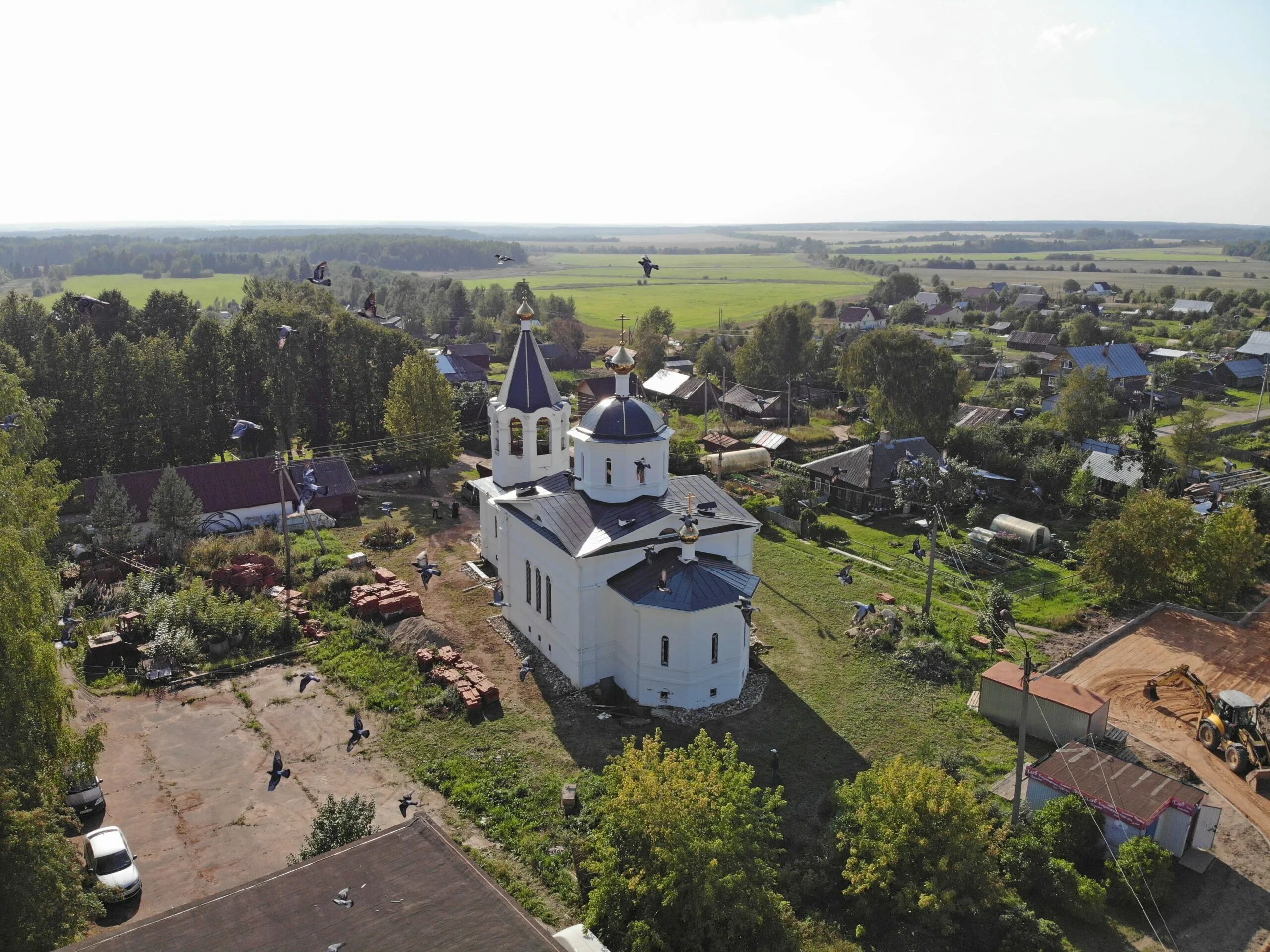 Церковь поселок преображение. Храм владимирской иконы божией матери в куркино. куркинская церковь владимирской божьей матери. георгиевская церковь в куркино. храм владимирской иконы божией матери куркино фото.