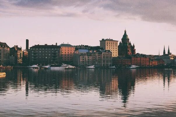 Хельсинки март. Хельсинки Эстетика. Финляндия Эстетика. Хельсинки вид с моря.