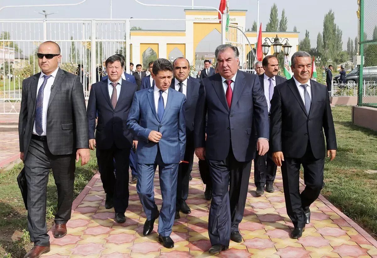 Точикистон хатлон. Эмомали Рахмон. Охрана президента Таджикистана Эмомали Рахмон. Охрана президента Таджикистана Мурод Саидов. Охрана президента Таджикистана Эмомали Рахмон 2010.