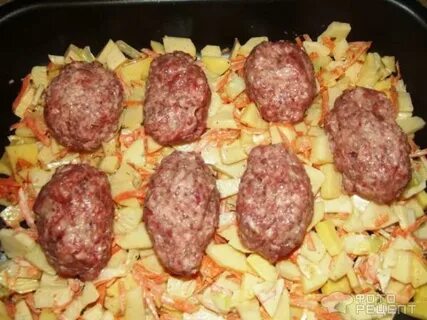Запечь картофель с котлетами