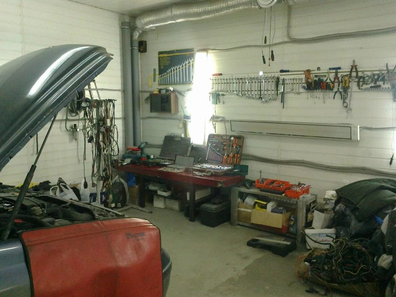 Автосервис новосибирск. Чип тюнинг мерседес cls. Чип тюнинг логотип. Чип автосервис. Кочубея 18/1 новосибирск.