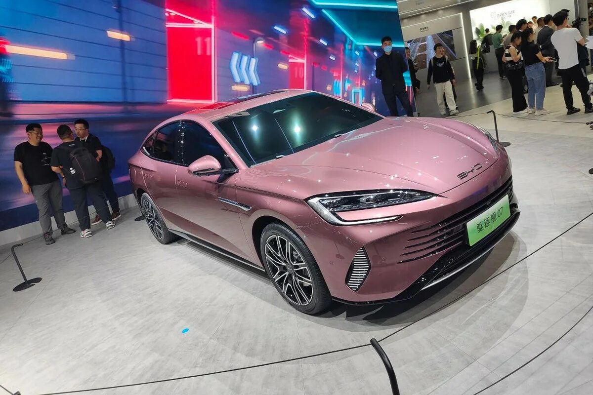 Автосалон в гуанчжоу 2023. Выставка китайских автомобилей 2023 шанхай. Автомобиль будущего. Автовыставка в шанхае 2023. Выставка китайских автомобилей 2022.