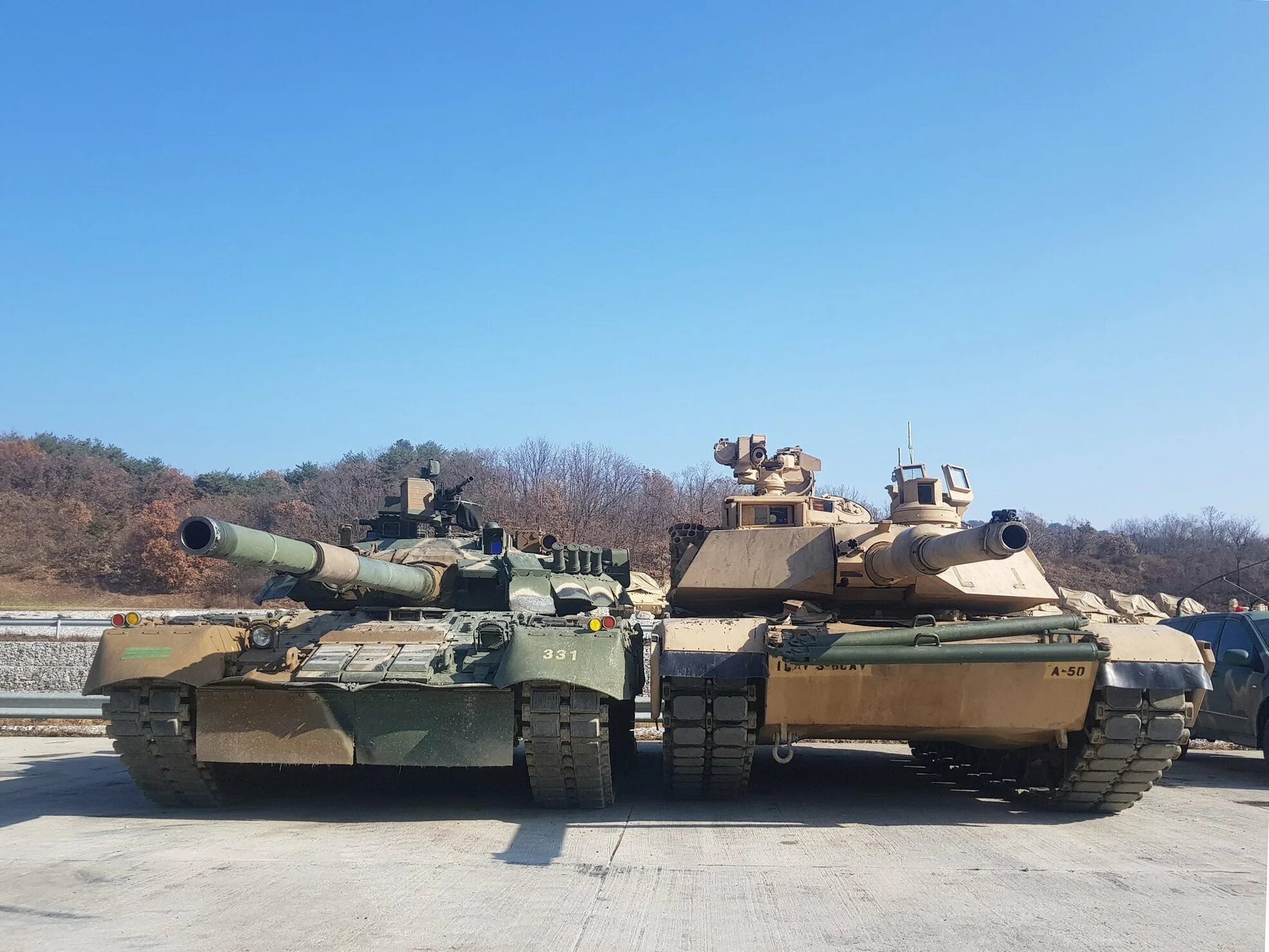 Дуэль т 72 и абрамс. M1a2 sepv2. Т80 и Абрамс. Т-80у Южной Кореи. M1 Abrams and t80.