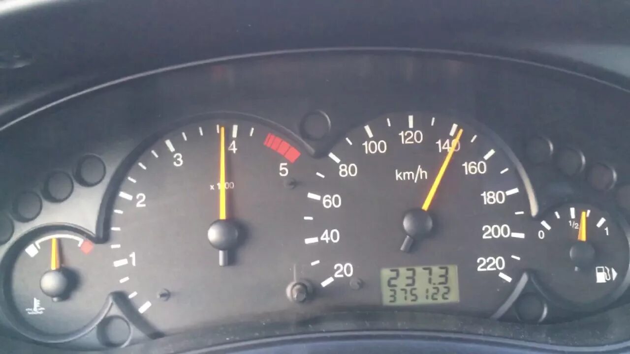 Расход топлива ford focus 3 2. Фокус 1 большой расход. 0 автомат. Форд фокус 2 200 км в час. 6 расход топлива.
