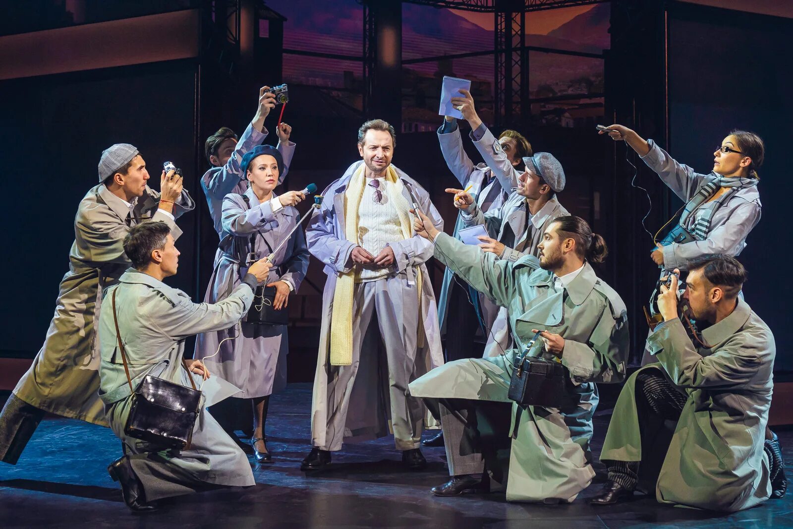 Театр мдм мюзикл. Новосибирская камерата. Мдм театр первое свидание. Мдм спектакли. Мдм спектакли.