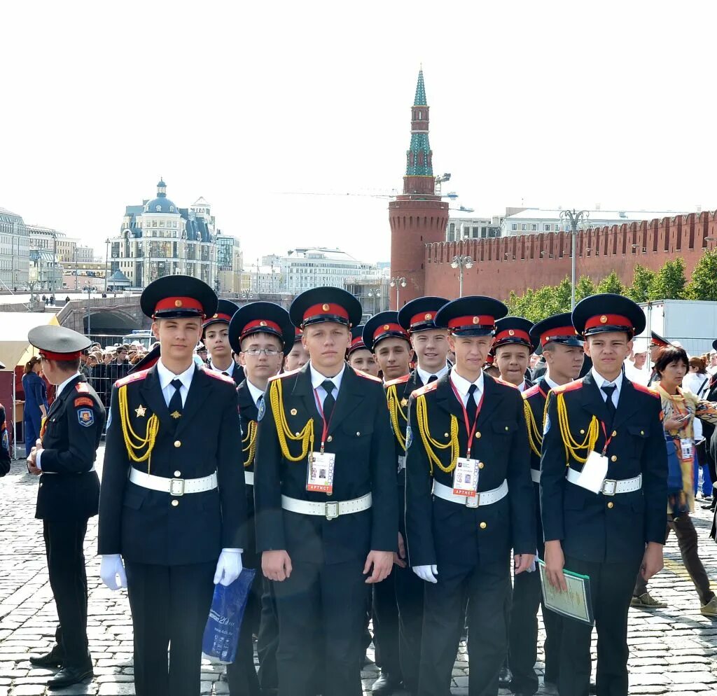 Первый московский кадетский корпус сайт. Первый Московский кадетский корпус. Кадетский корпус на Вучетича. Форма 1 Московского кадетского корпуса. Первый Московский кадетский корпус форма.