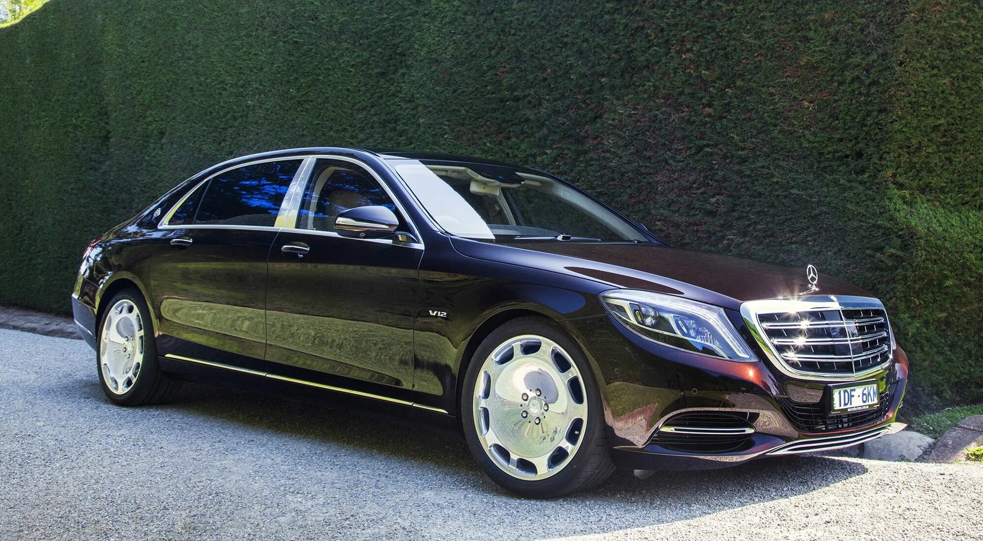 S600 цена. Мерседес Бенц Майбах s600. Mercedes-Benz x222 s600 Maybach. Мерседес 222 Майбах. Мерседес Майбах 600.