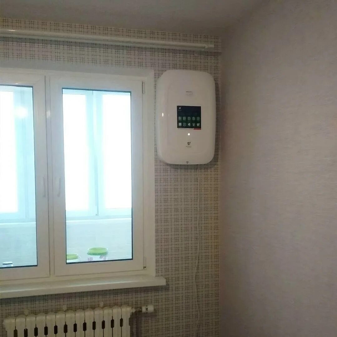 Бризер rcb 150 lux. Бризер royal clima brezza. приточка brezza. royal clima brezza rcb 150 lux. бризер и шторы.