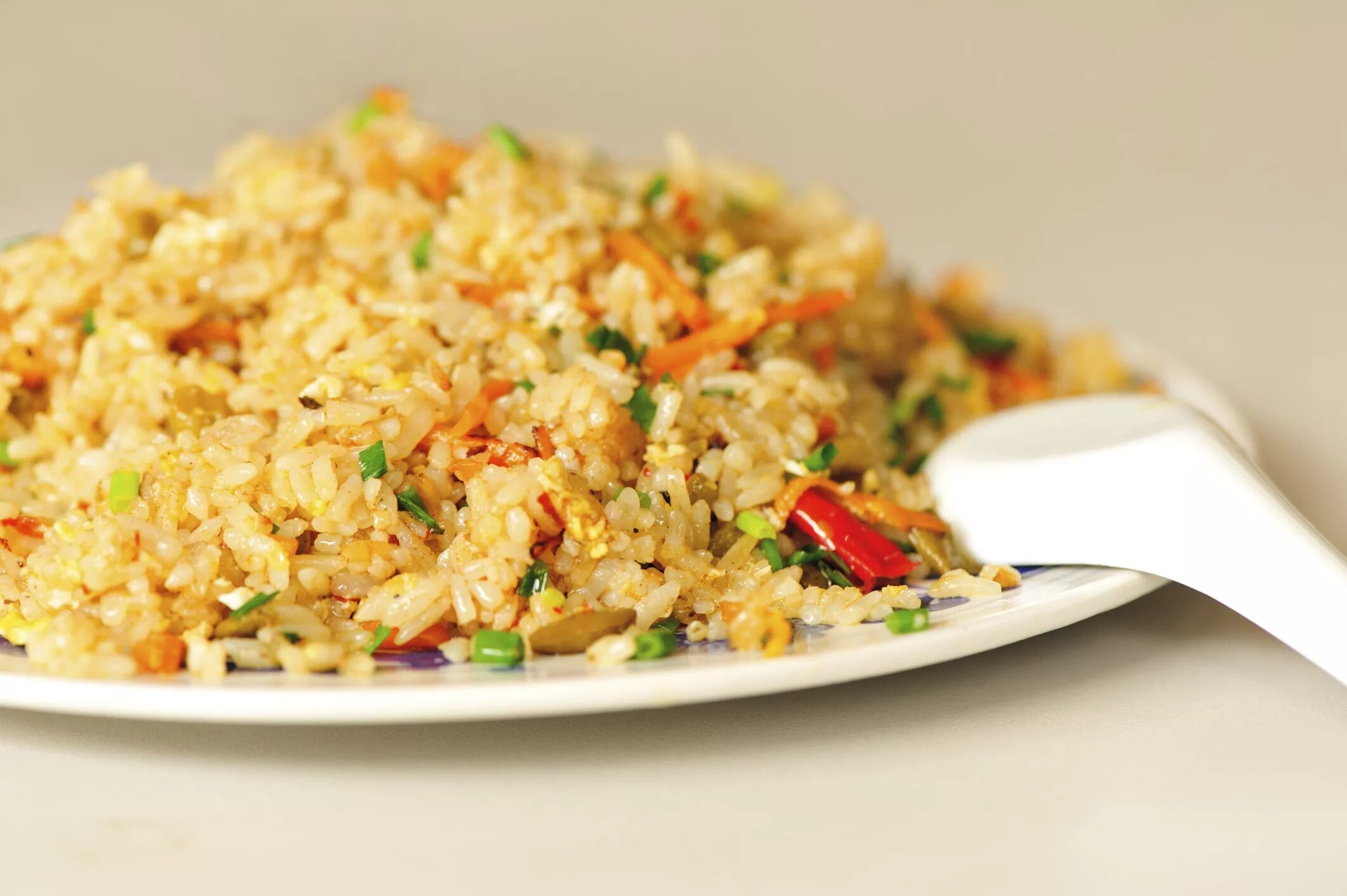 Жареный рис сладкий. China Fried Rice and Vegetables. Картинки для детей жареный рис. Leftover Rice Recipe.