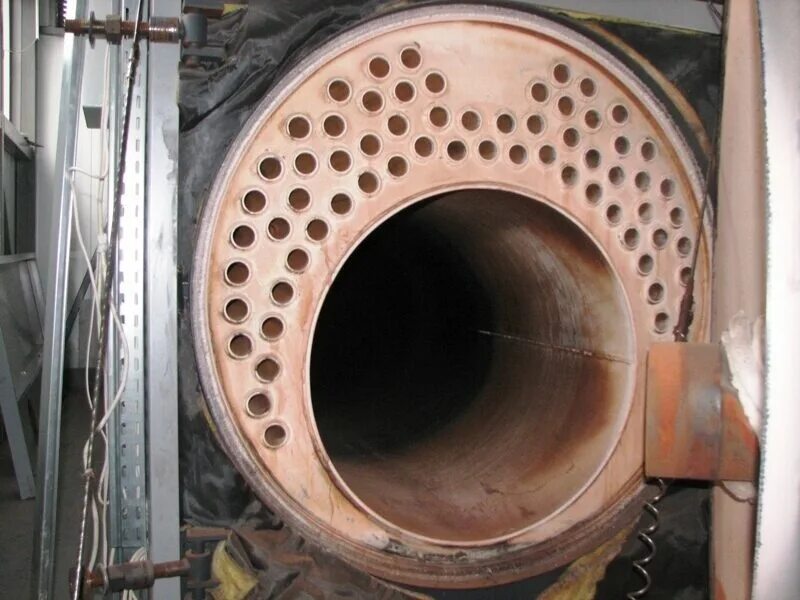 Барабан котла бкз 220 100. Труба для паровых котлов. Дымосос дквр 10/13. Дквр-4-13 гм. Экранные трубы котла дквр 10.