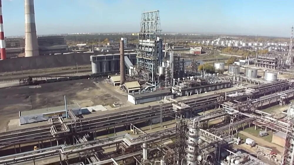 Ангарская нефтехимическая компания (анхк). Ангарск комбинат нпз. Ангарск нефтеперерабатывающий завод. Ангарская нефтехимическая компания ангарск. В ангарске нефтяной завод.