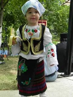 Народные костюмы донбасса