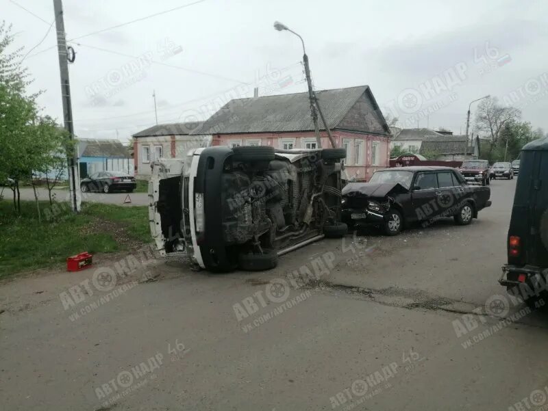 Автобус тим курск. Авария в тиме курская область. автокадр 46 курская область. автокадр 46 курская область дтп сегодня.