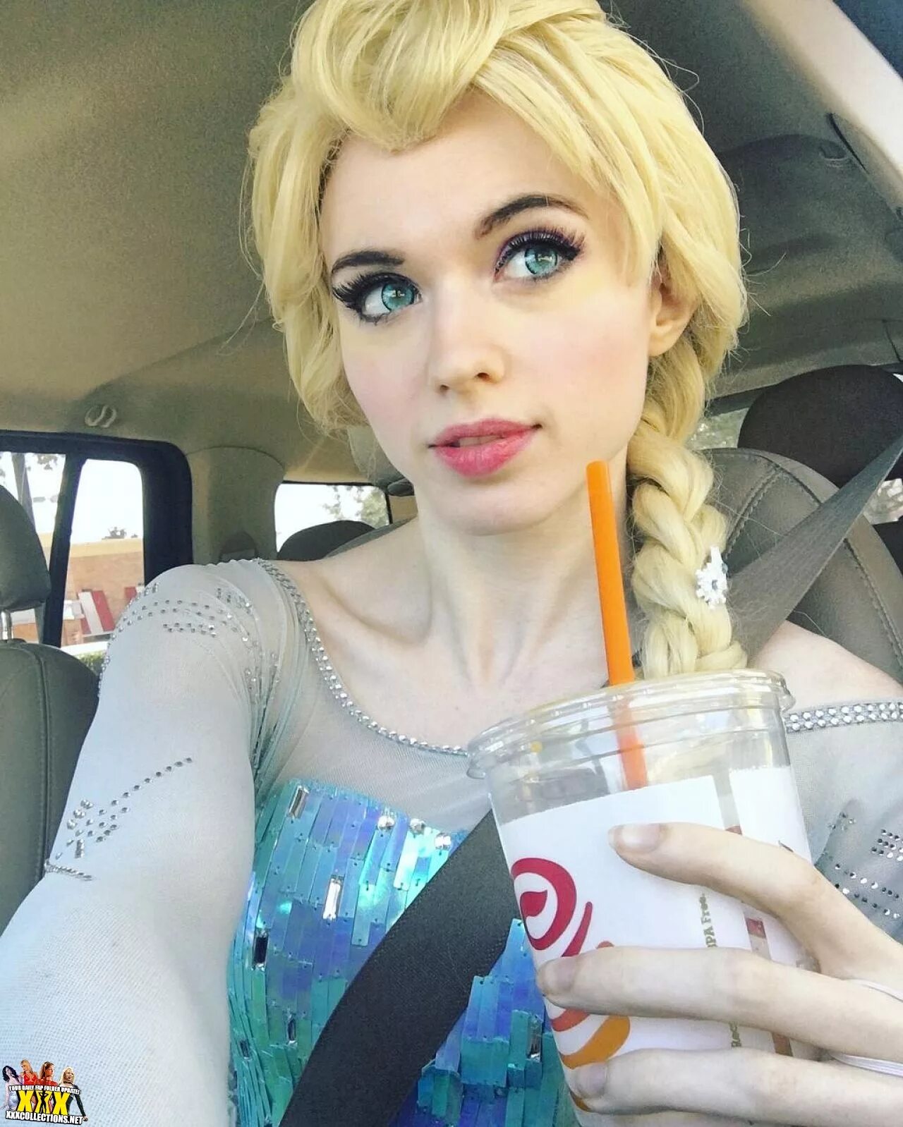 Amouranth Дафна. Amouranth Daenerys. Amouranth 2022. Amouranth АСМР. Patreon content